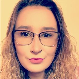 Meet your Posher, Mckenzie